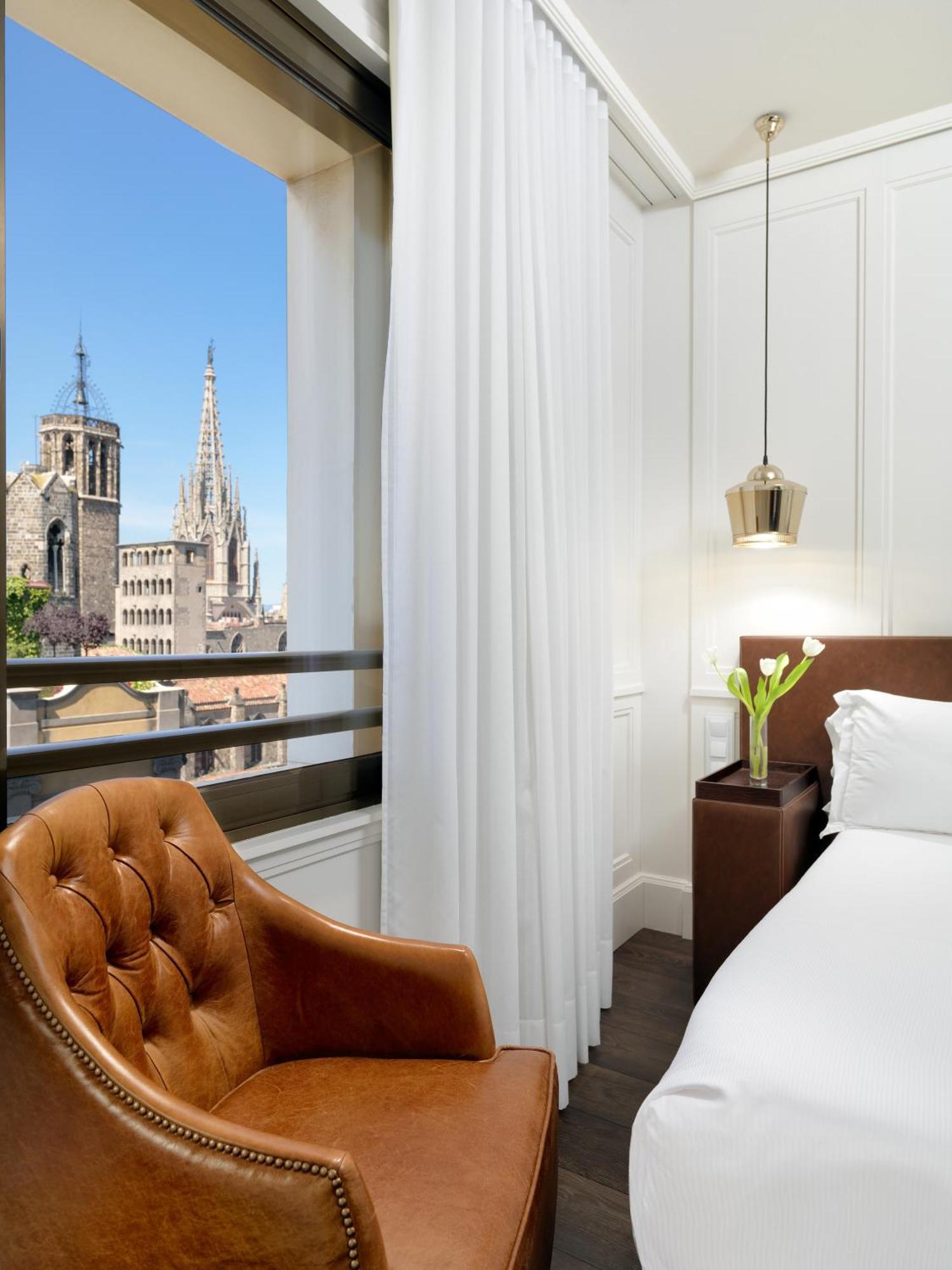 Double Room City View
